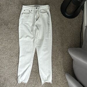 Abercrombie white denim skinny jeans sz 28